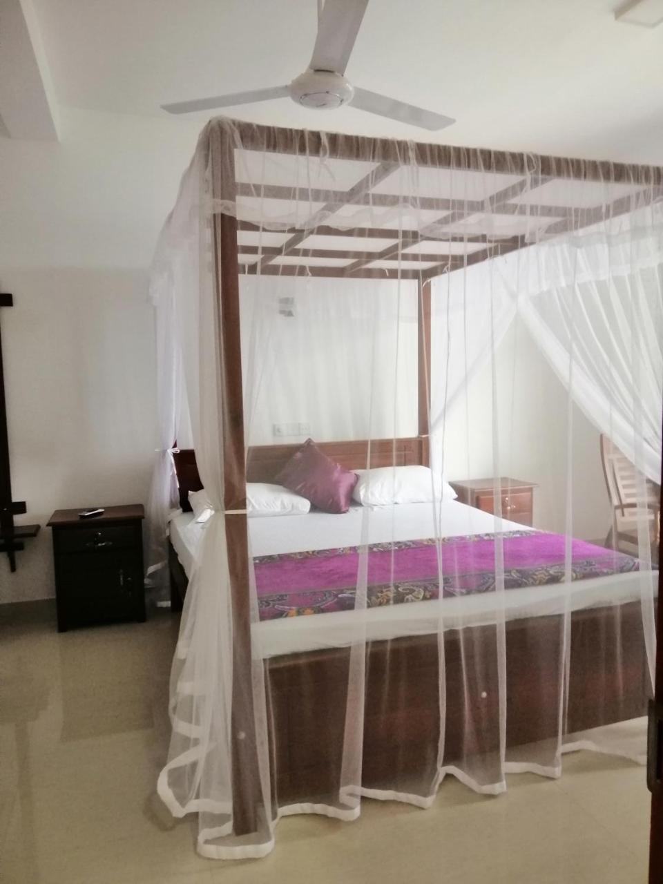 Hikka Lagoon Hikkaduwa Ngoại thất bức ảnh